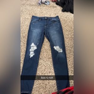 American eagle ripped jeans